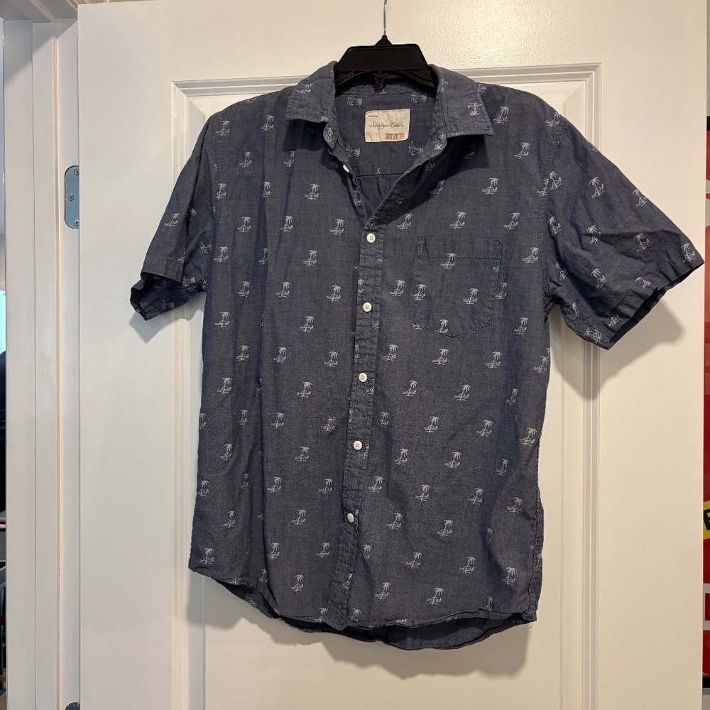 Men's Sovereign Code Navy Blue Short Sleeve Button Up Top